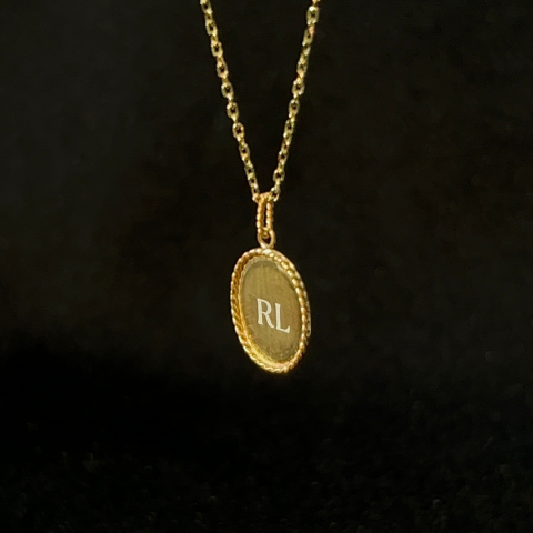 OVAL TWIST NECKLACE